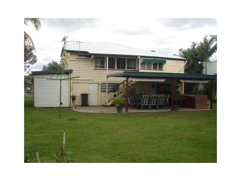 21  Main Street, Park Avenue QLD 4701