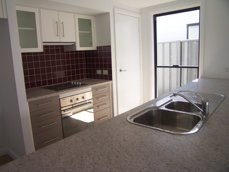 Level L16 16/77 Armstrong Street, Berserker QLD 4701