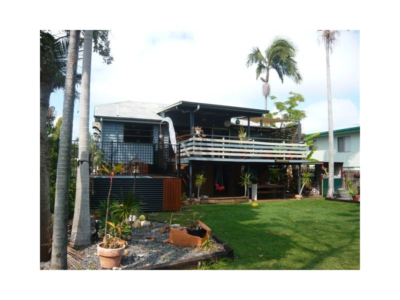 165  Cruikshank Street, Frenchville QLD 4701