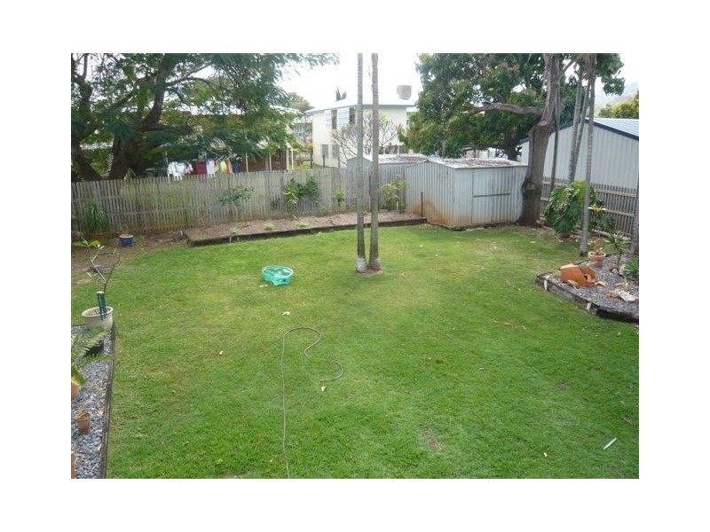 165  Cruikshank Street, Frenchville QLD 4701