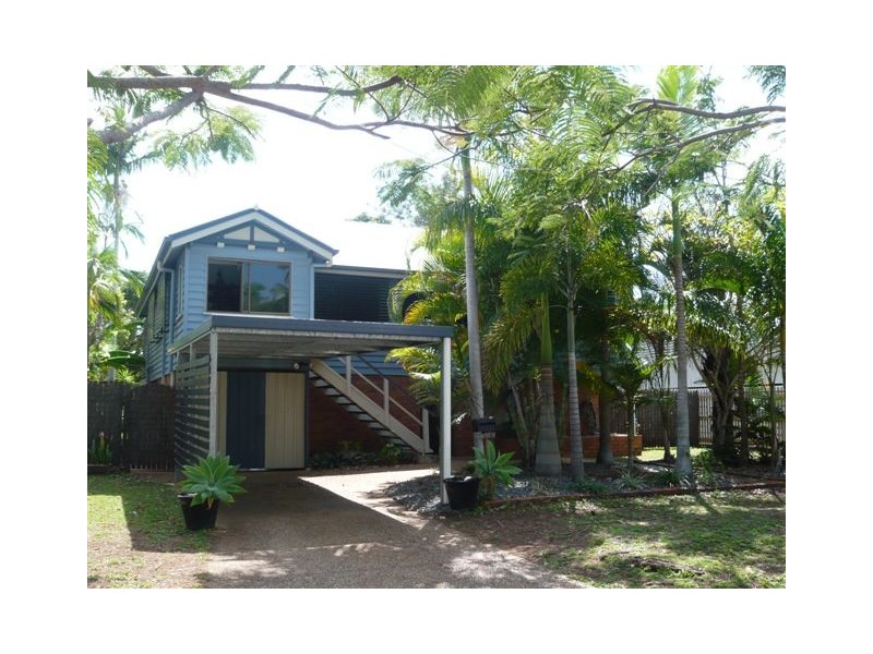 165  Cruikshank Street, Frenchville QLD 4701
