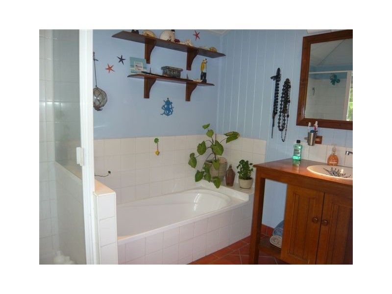 165  Cruikshank Street, Frenchville QLD 4701