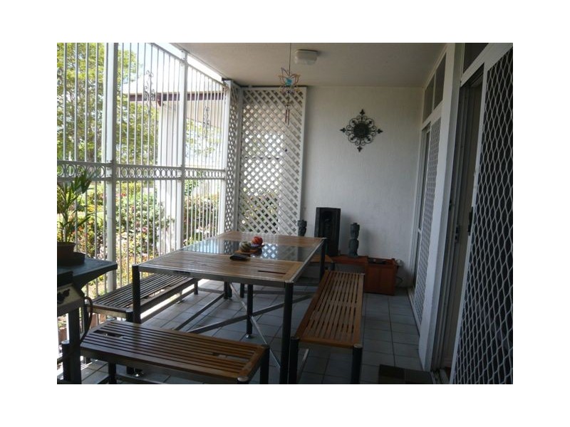 2/14 Victoria Parade, Rockhampton QLD 4700