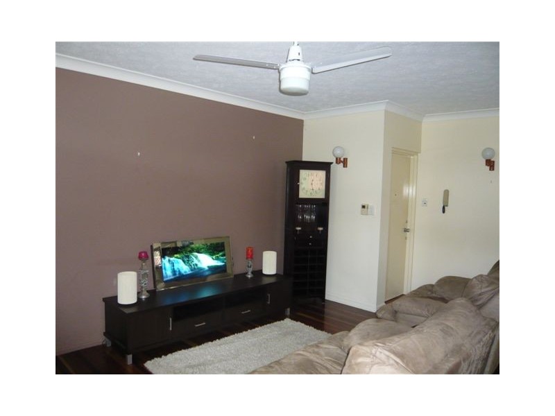 2/14 Victoria Parade, Rockhampton QLD 4700