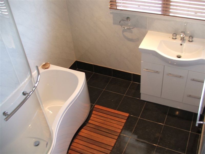 6  Little Oakley Street, Wandal QLD 4700