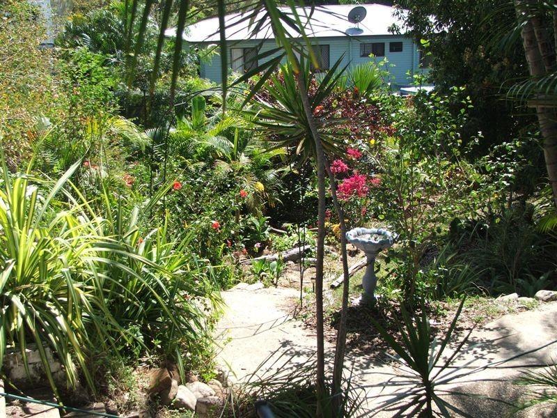 6  Little Oakley Street, Wandal QLD 4700