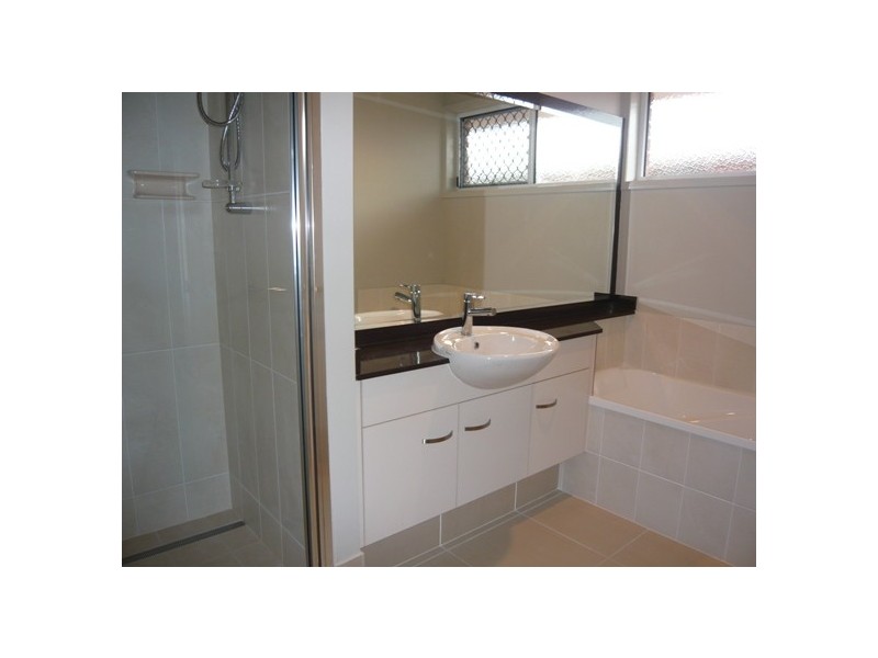 163 Elphinstone Street, Berserker QLD 4701