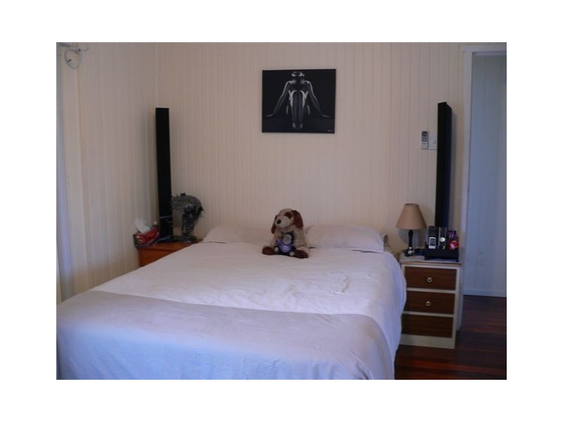 303 Berserker Street, Berserker QLD 4701