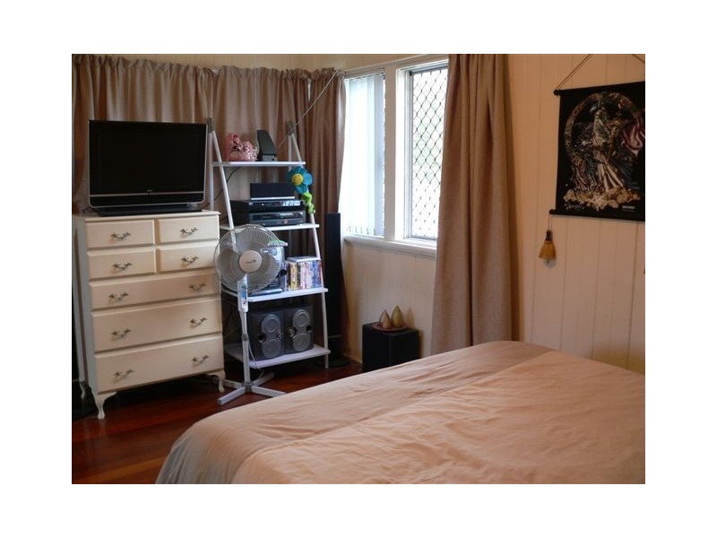 303 Berserker Street, Berserker QLD 4701