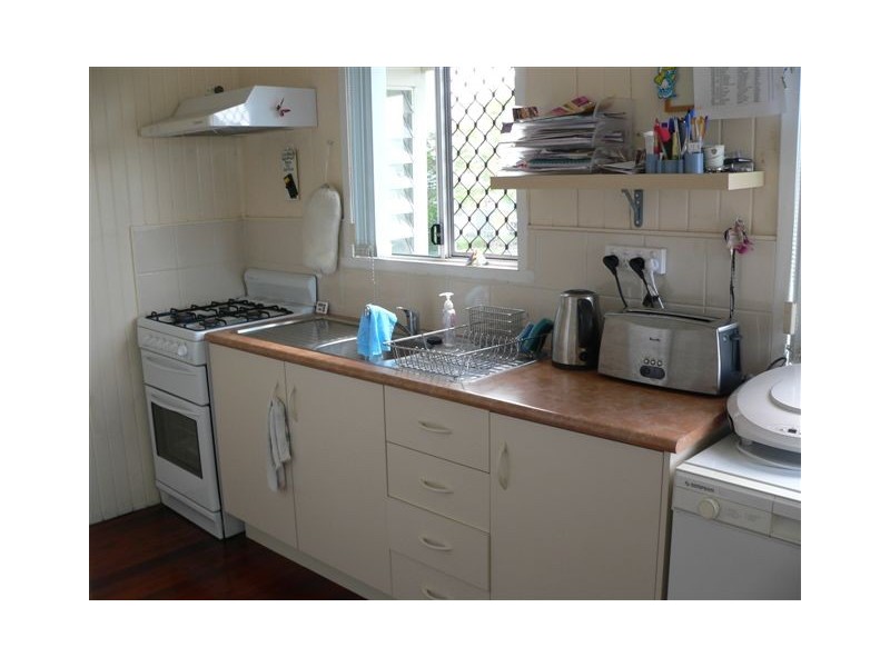 303 Berserker Street, Berserker QLD 4701