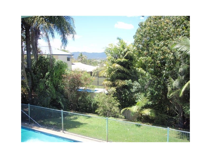 5  Bolton Street, The Range QLD 4700
