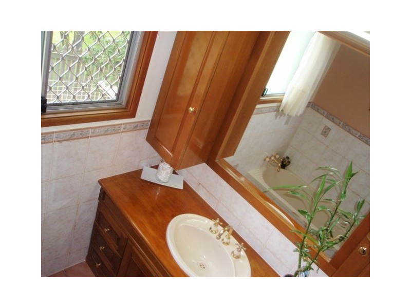 5  Bolton Street, The Range QLD 4700