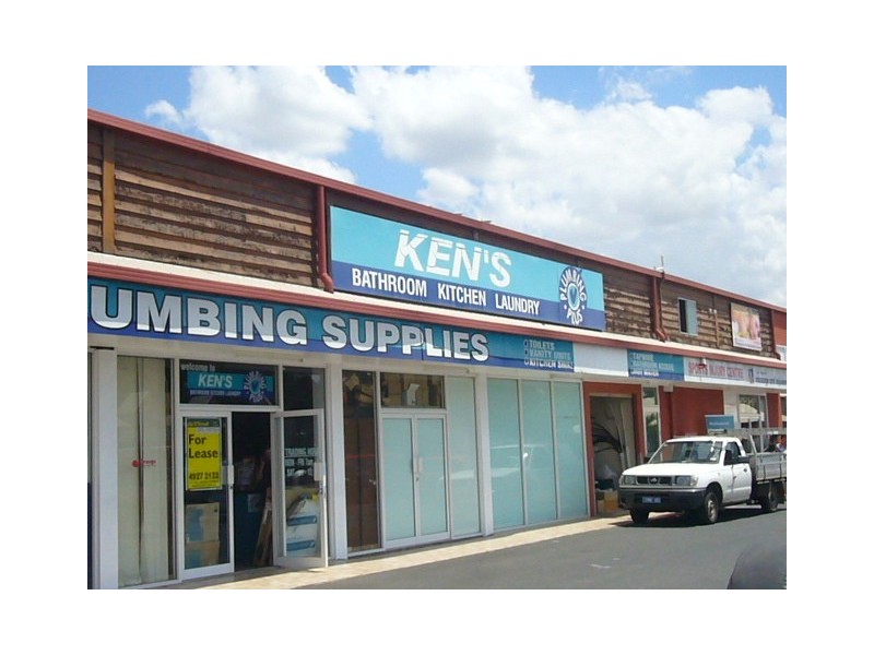 2/122 George, Rockhampton QLD 4700