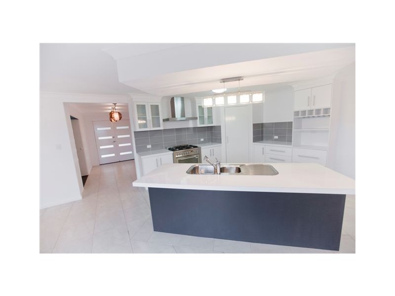 2 Bryce Court, Gracemere QLD 4702