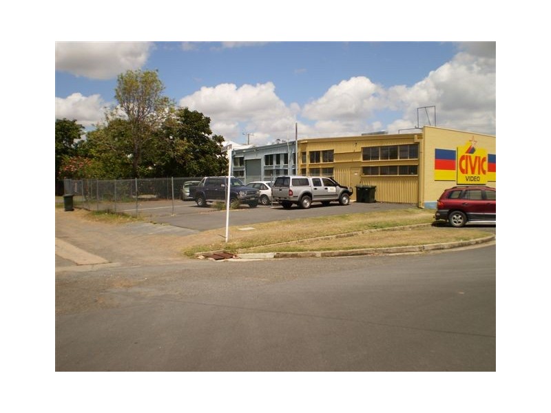 152 West, Rockhampton QLD 4700