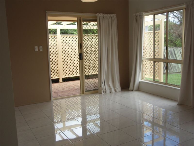 2/194 North Street, Rockhampton QLD 4700