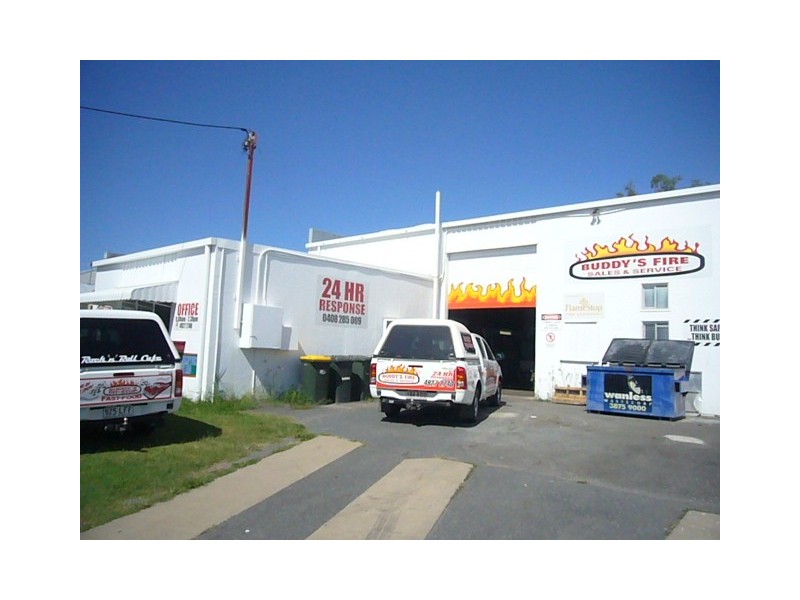 1/33  Charles, Berserker QLD 4701