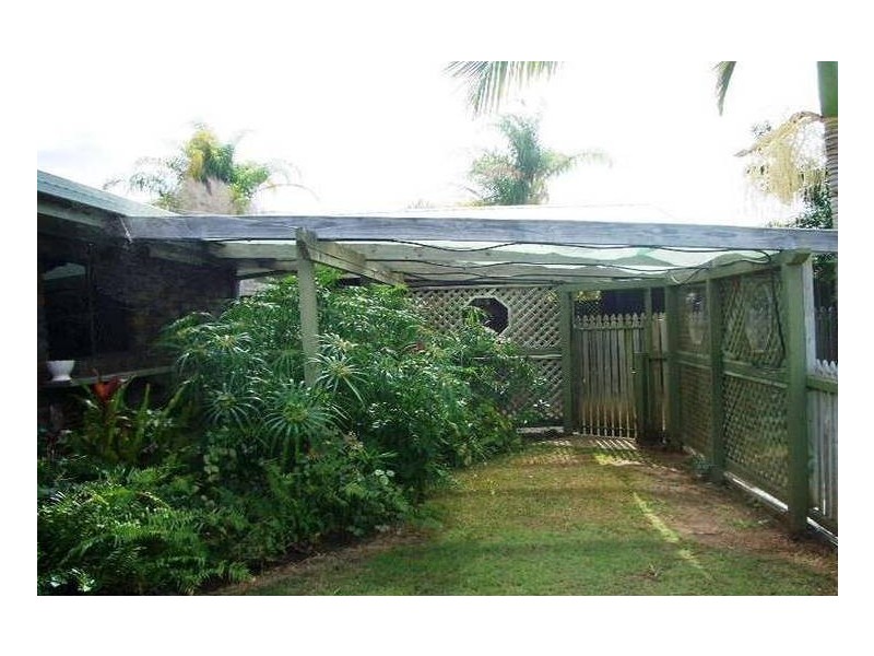 30 Green Avenue, Glenlee QLD 4711