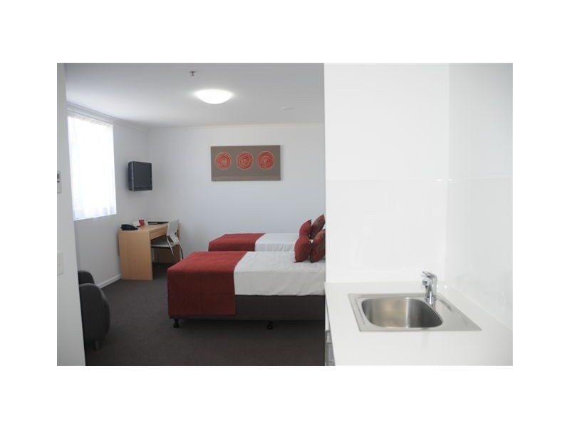 407/102-108 Victoria Parade, Rockhampton QLD 4700