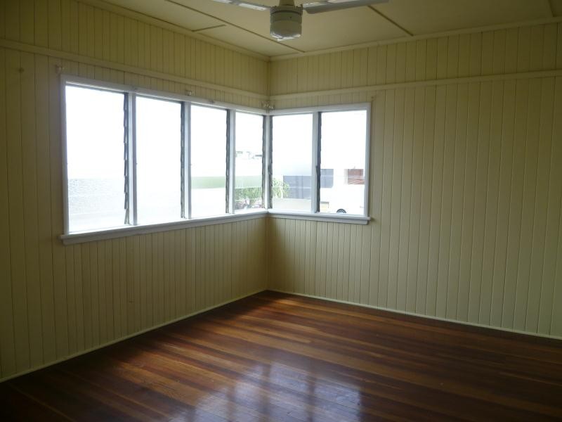 110 Clifton Street, Berserker QLD 4701