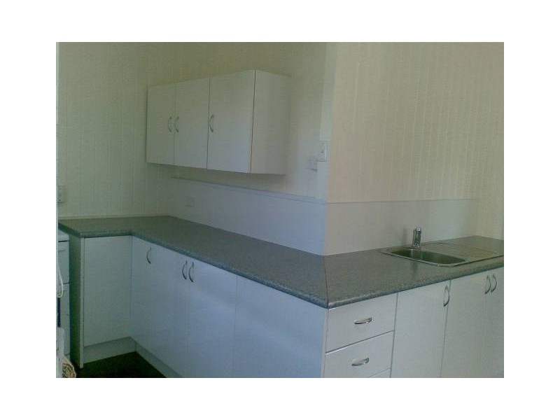 106 Clifton Street, Berserker QLD 4701