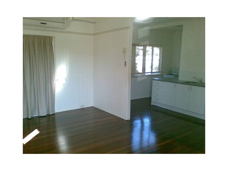 106 Clifton Street, Berserker QLD 4701