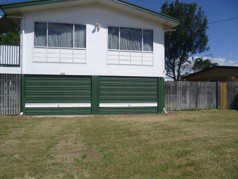 125 Menzies Street, Park Avenue QLD 4701
