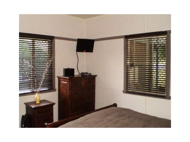 12 Hunter Street, West Rockhampton QLD 4700