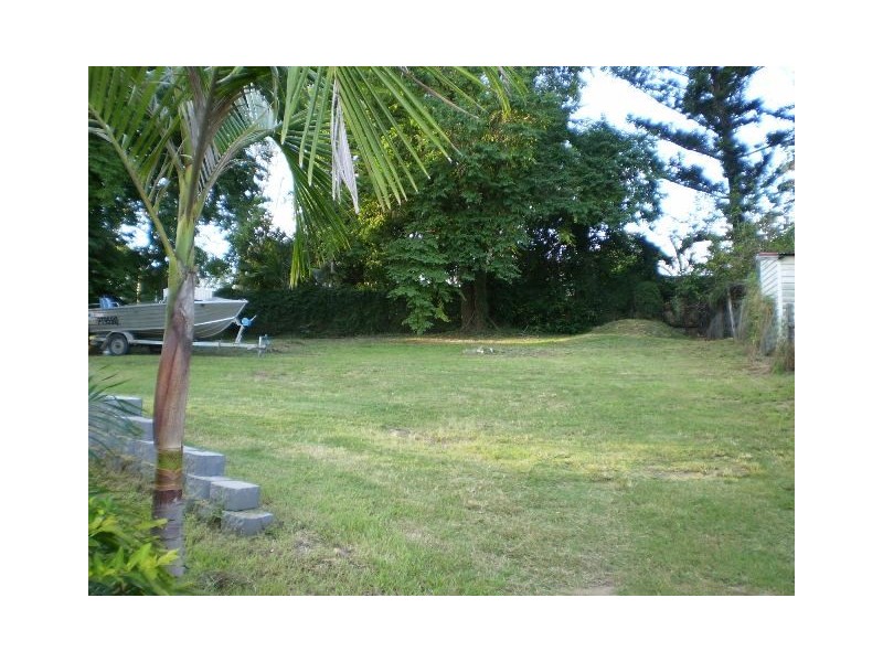 12 Hunter Street, West Rockhampton QLD 4700