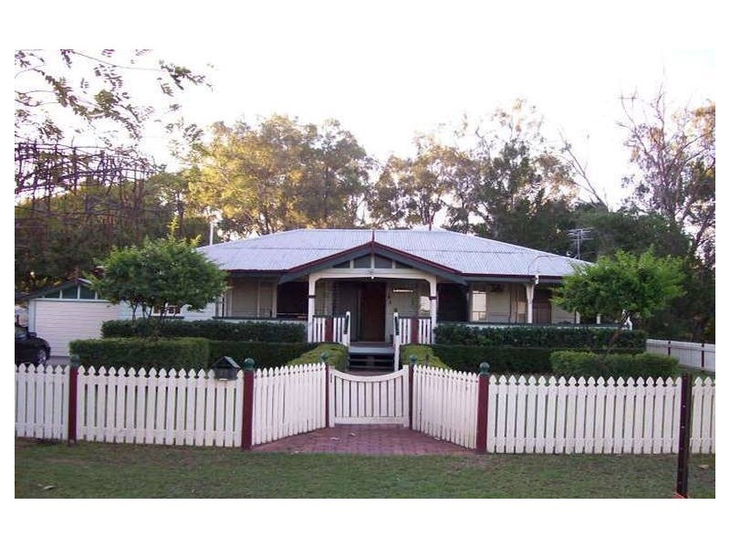 17 Hall Street, Wandal QLD 4700