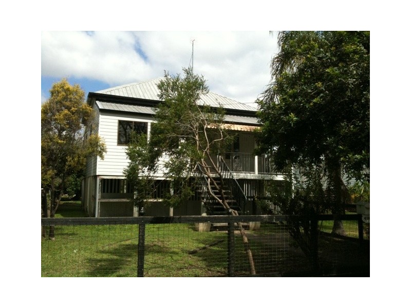 418 Campbell Street, Depot Hill QLD 4700