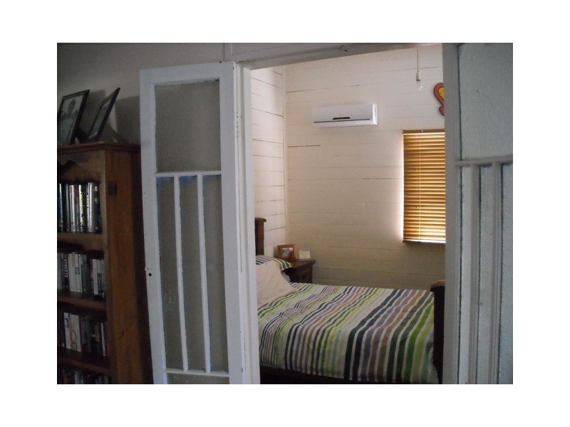 242 West Street, Rockhampton QLD 4700