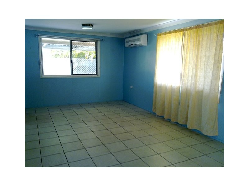 15 Shillam Street, Kawana QLD 4701