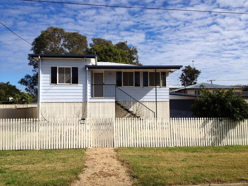 35 Dean Street, Berserker QLD 4701