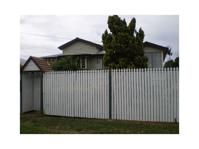 175 Lakes Creek Road, Berserker QLD 4701