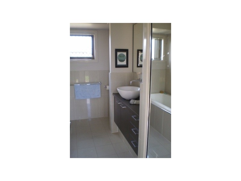 10 Cunningham Court, Gracemere QLD 4702