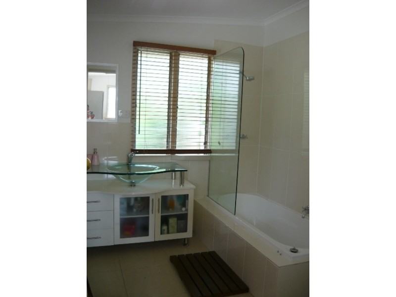 258 Denham Street Extended, The Range QLD 4700