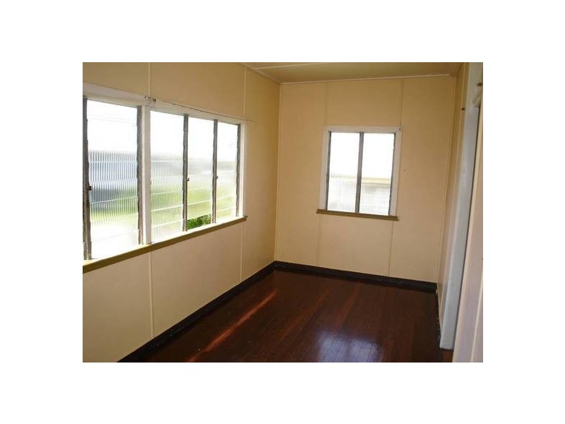 18 Arnold Street, Rockhampton QLD 4700