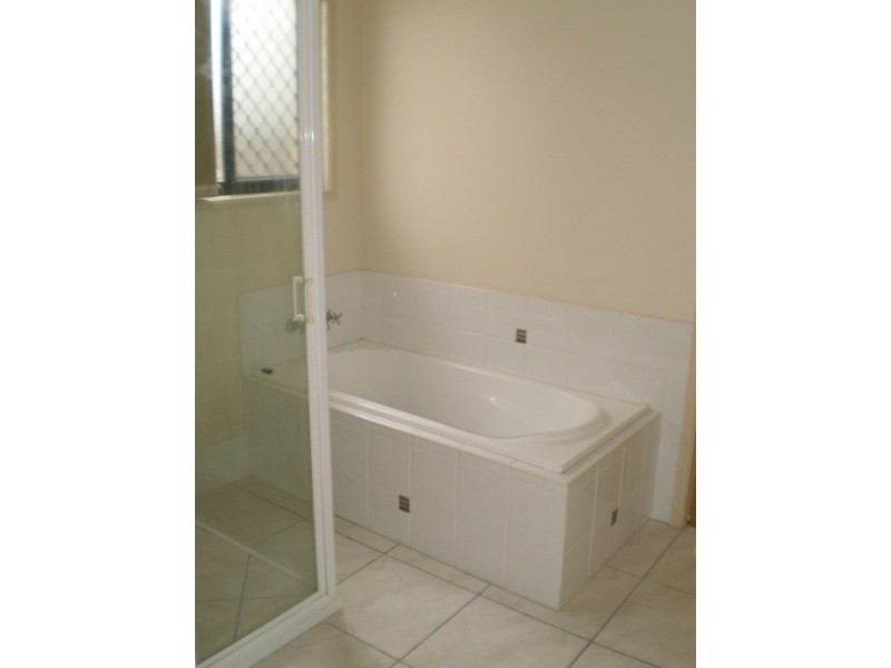 37 McKelligett Street, Rockhampton QLD 4700