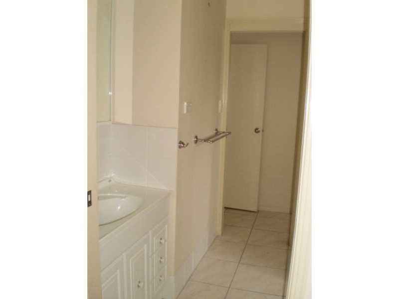 37 McKelligett Street, Rockhampton QLD 4700