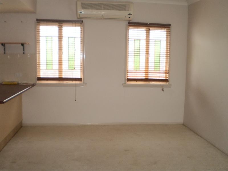 43 Elphinstone Street, Berserker QLD 4701