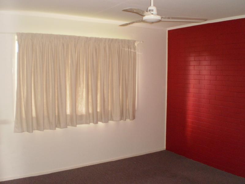 2/11 Sheehan Street, Rockhampton QLD 4700