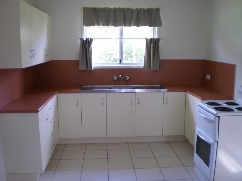 2/11 Sheehan Street, Rockhampton QLD 4700