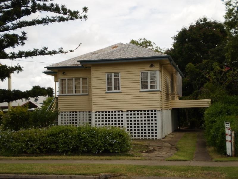 94 High Street, Berserker QLD 4701