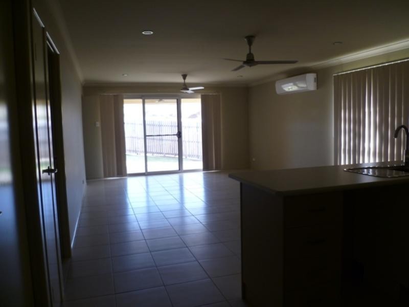 44 John Oxley Drive, Gracemere QLD 4702