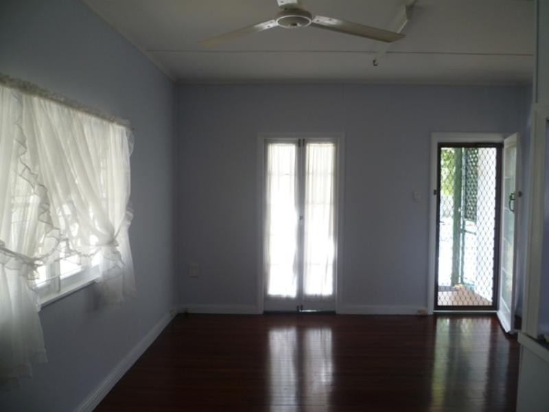 273 Hook Street, Berserker QLD 4701