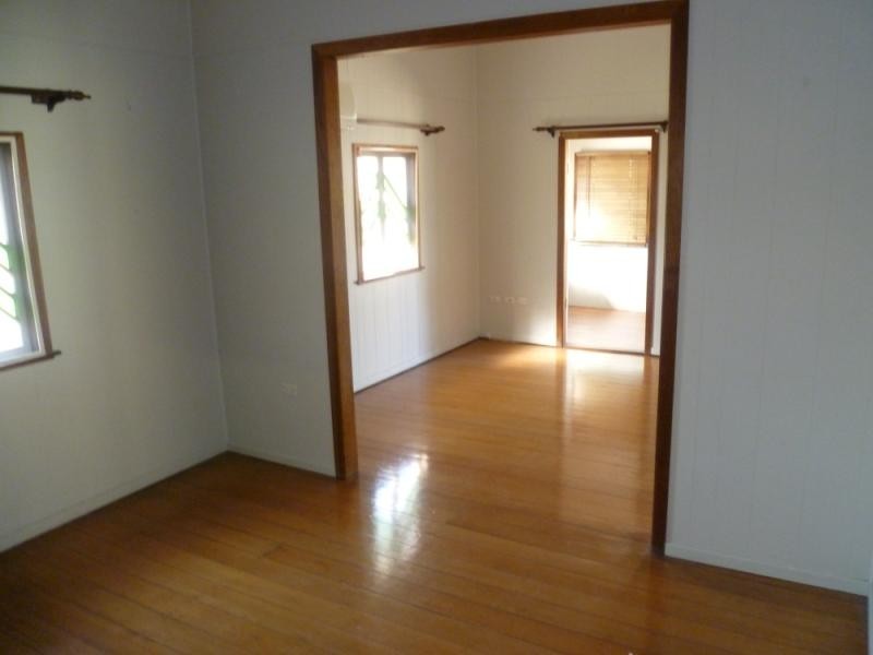 4 Naughton Street, Rockhampton QLD 4700