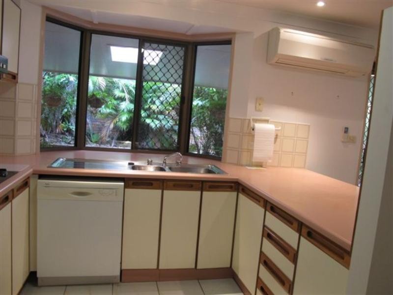 26 James Street, The Range QLD 4700
