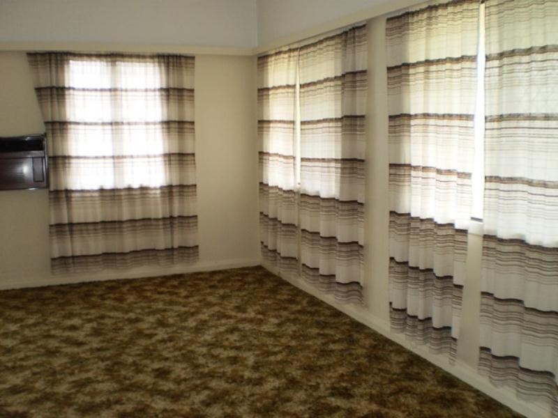 6 Dobbs Street, The Range QLD 4700