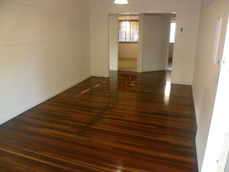 30 Heath Street, Wandal QLD 4700